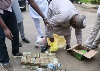 Security Officers Nab Suspected Vote Buyer with N25.9m Cash in Kaduna