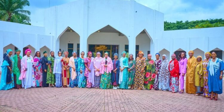 Tinubu’s Wife Urges Female CEOs to Empower, Mentor Other Women