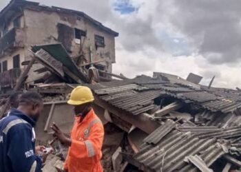 Many Trapped, 4 Rescued in Building Collapse in Lagos 