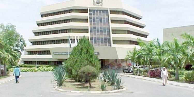 Nigeria Govt to Clampdown on Holders of Fake Honorary ‘Doctorate’ Degrees, Awarding Organisations