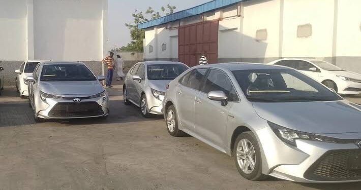 Zamfara Lawmaker Distributes New Vehicles Worth N360m to 12 Islamic Scholars