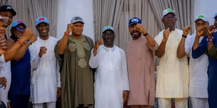 Okpebholo Commends Edo Assembly for ‘Harmonious Working Relationship with T the Executive’