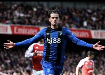 EPL: Arsenal Title Race Fades after 2-1 Loss to Bournemouth