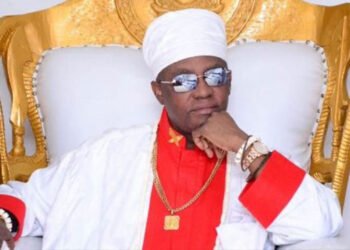 Ewuare II Receives Ogbeide-Ihama, Urges Calm over Edo South APC Primary Dispute