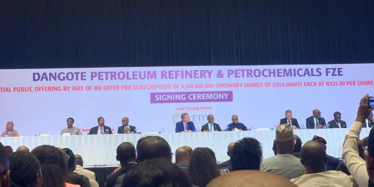 Subscribe to Dangote Refinery Shares Seamlessly Through Zenith Bank