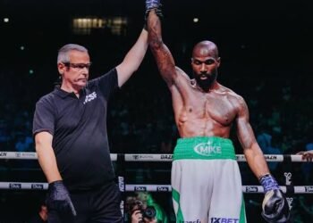 Mike Edwards Challenges Carter Efe to Boxing Bout